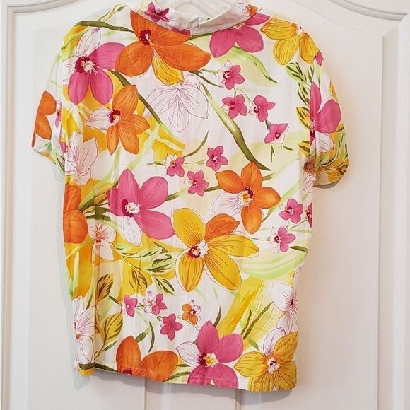 Lizwear Jeans Top - Picture 2 of 3